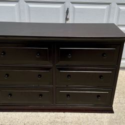 Davinci 6 Drawer Dresser