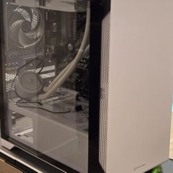 Thermaltake All White PC Case 