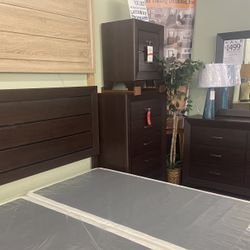 KING BED DRESSER MIRROR 🤑✅Available Today Only $50 Down