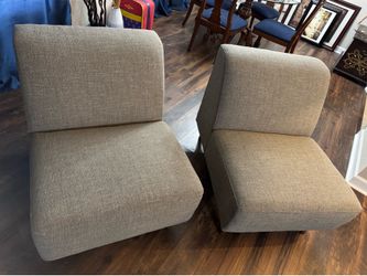 Accent Chairs