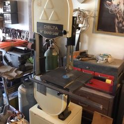 Band Saw 14” Delta