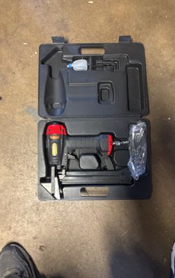 Flooing Nail Gun
