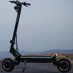 Solar Hyperion V1 Electric Hyperscooter - 72V 40Ah (65+ MPH / 70mi Range)