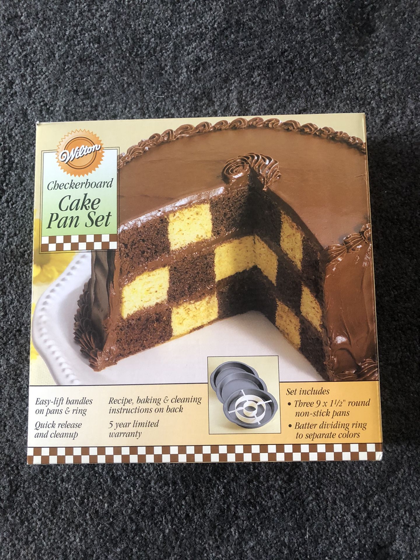 Wilton Checkerboard Cake Pan Set