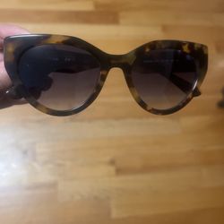 Cat eye Leopard Karl Lagerfeld Sunglasses