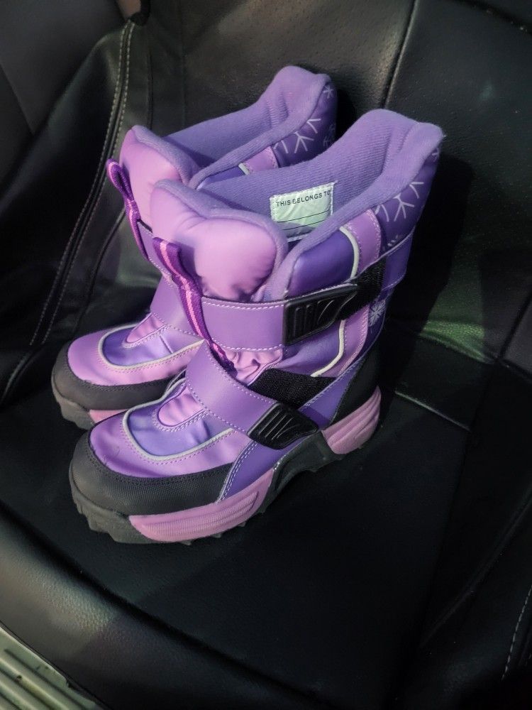 Girls Size 2 Snow Boots