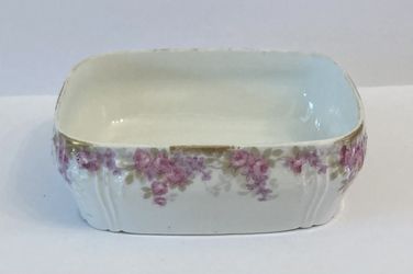 Vintage Limoges Candy/Trinket Bowl. CH Field Haviland. GDA France. Floral Motif