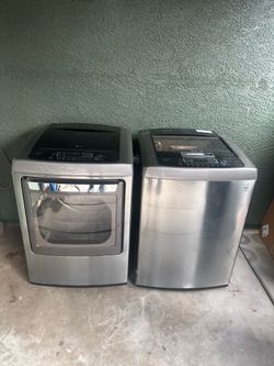 Washer and dryer set