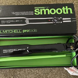 Paul Mitchell Pro Tools Flat Iron 