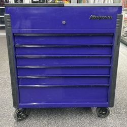 SNAP-ON KRSC430 40" Sliding Lid Tool Box Bed Liner Shop Cart (PO1022800)