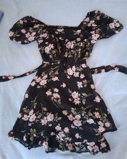 LILY ROSE black puff sleve floral dress