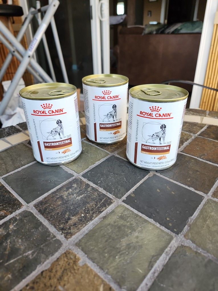 Royal Canin Wet Dog Food