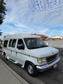 1995 Ford Ecoline. Súper Van
