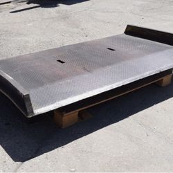 Truck Forklift Freight Dock plate 25,000 Lb Cap Steel 80"x 48" Warehouse + Curbs