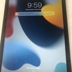 iPad Air 2 Wi-Fi 64 GB good condition unlocked Latest iOS 