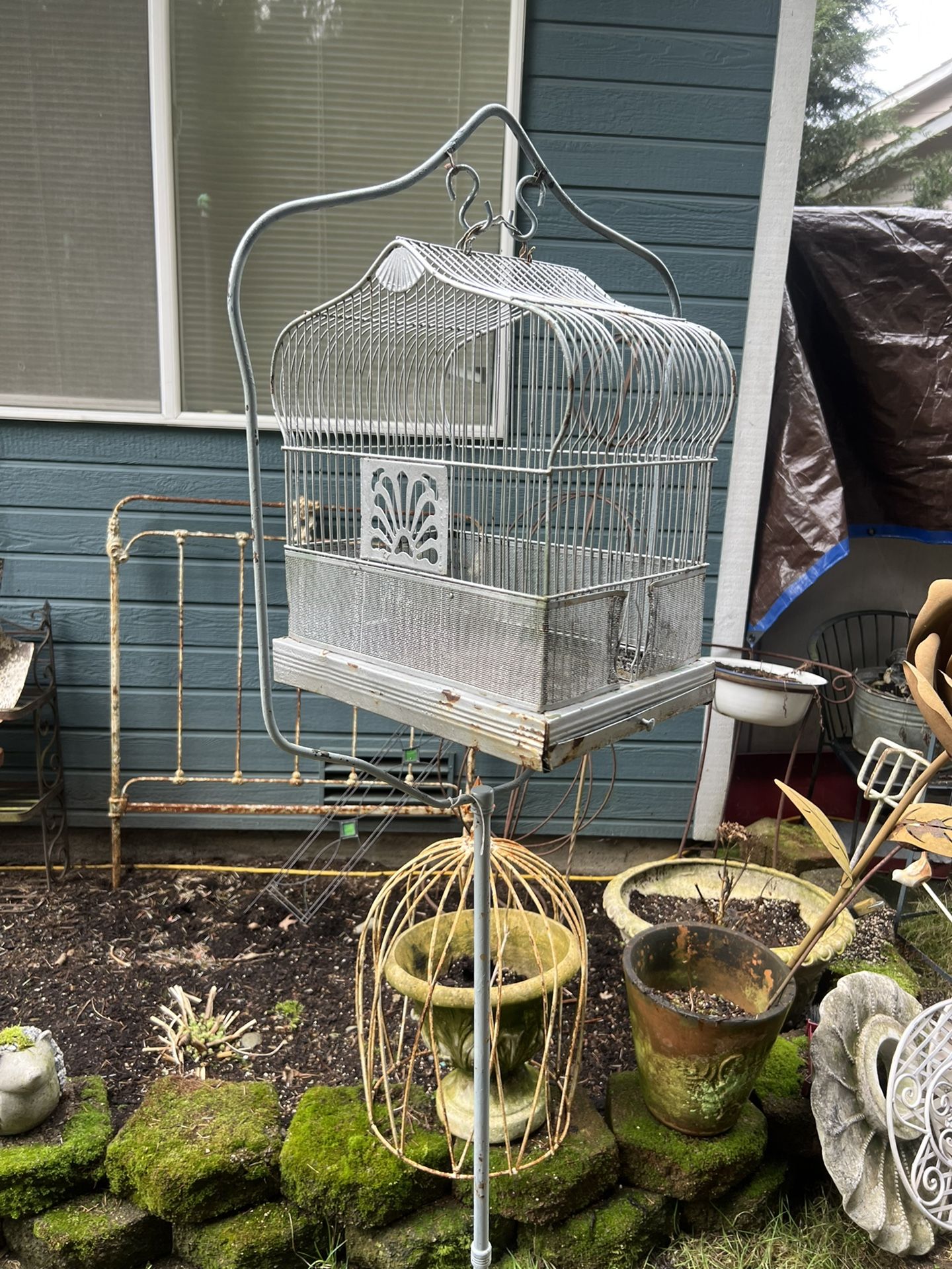 Vintage Metal Bird Stand House