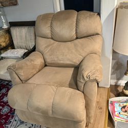 Like New Recliner Chair