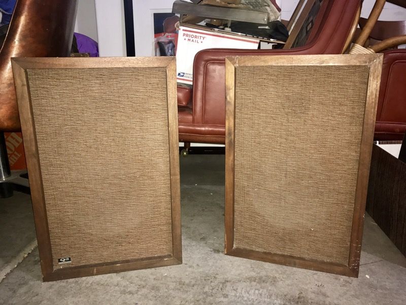 Vintage Quadraflex Q3 Speakers