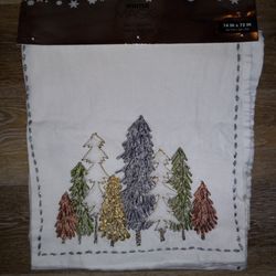 Table Runner Measures 14in x 72in