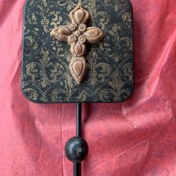 Cross And Fluer De Lis Hanger
