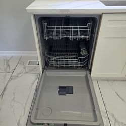New GE Energy Star Dishwasher