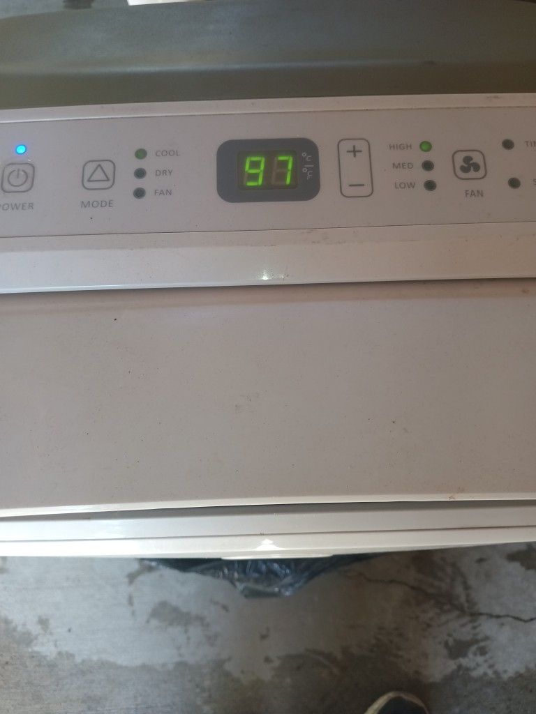 AC Aire Acondicionado Portable 6500 Btus