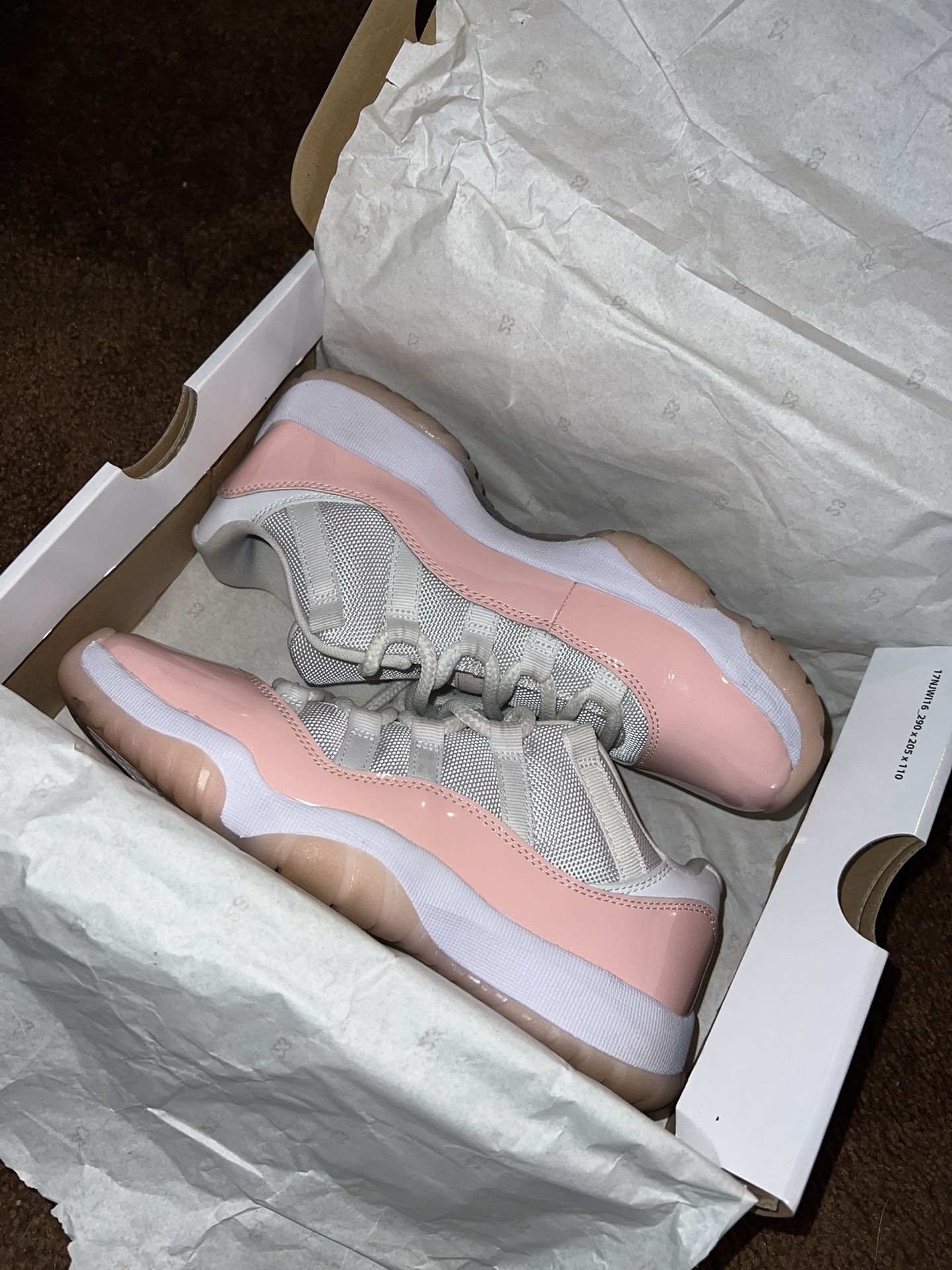  Air Jordan 11 Retro Low 'Legend Pink' Size 7