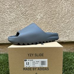 Yeezy Slide Slate Grey Size 12