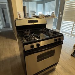 GE 30” Gas Range / Stove - Stainless Steel - Works Great