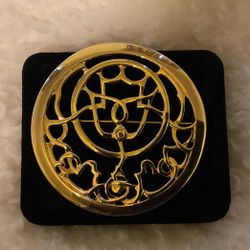 Vintage Solid Goldtone Large Brooch (Mary McFadden)