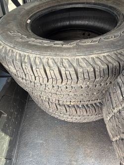 Goodyear wrangler 255/75/R17 tires