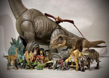 Jurassic World Dinosaur Figure Collection Lot