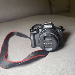 Canon EOS R50