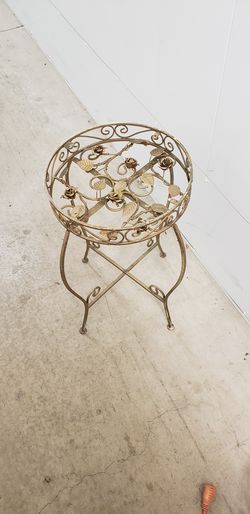 Nice plant Stand