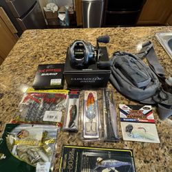 Shimano Curado DC 200XG with Lures/Waistbag $80 Value In Lures