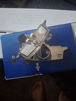 Chevy Caprice Trunk emblem