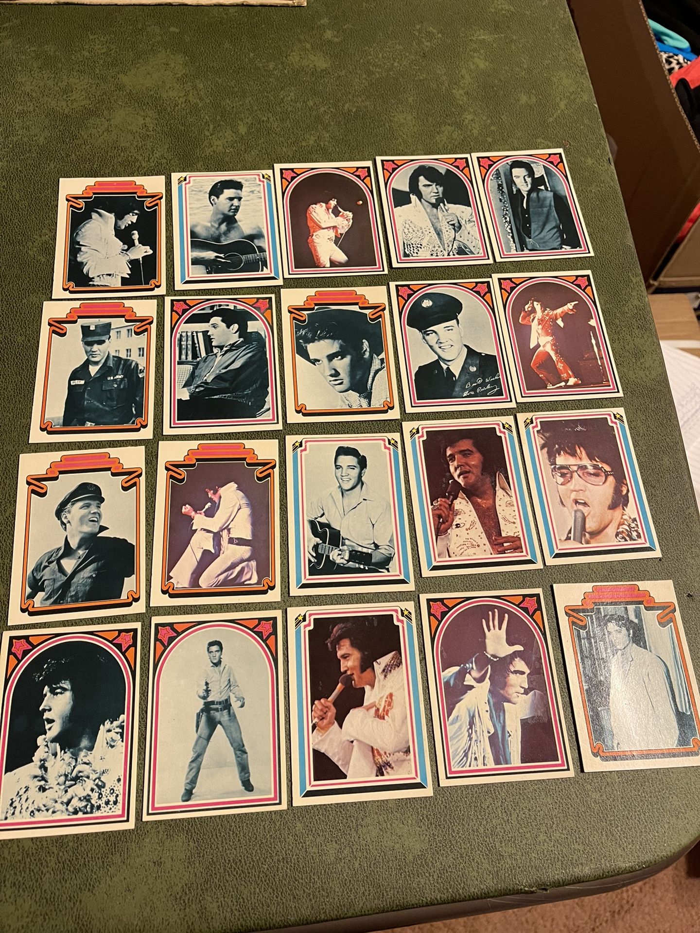 Lot of 20 Elvis Presley boxcar trading cards 1978 #10