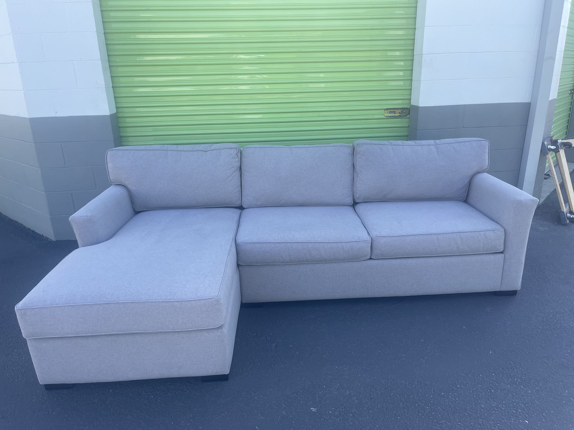 Light Gray Sectional Modular Sleeper Sectional - FREE DELIVERY 🚚😮‍💨