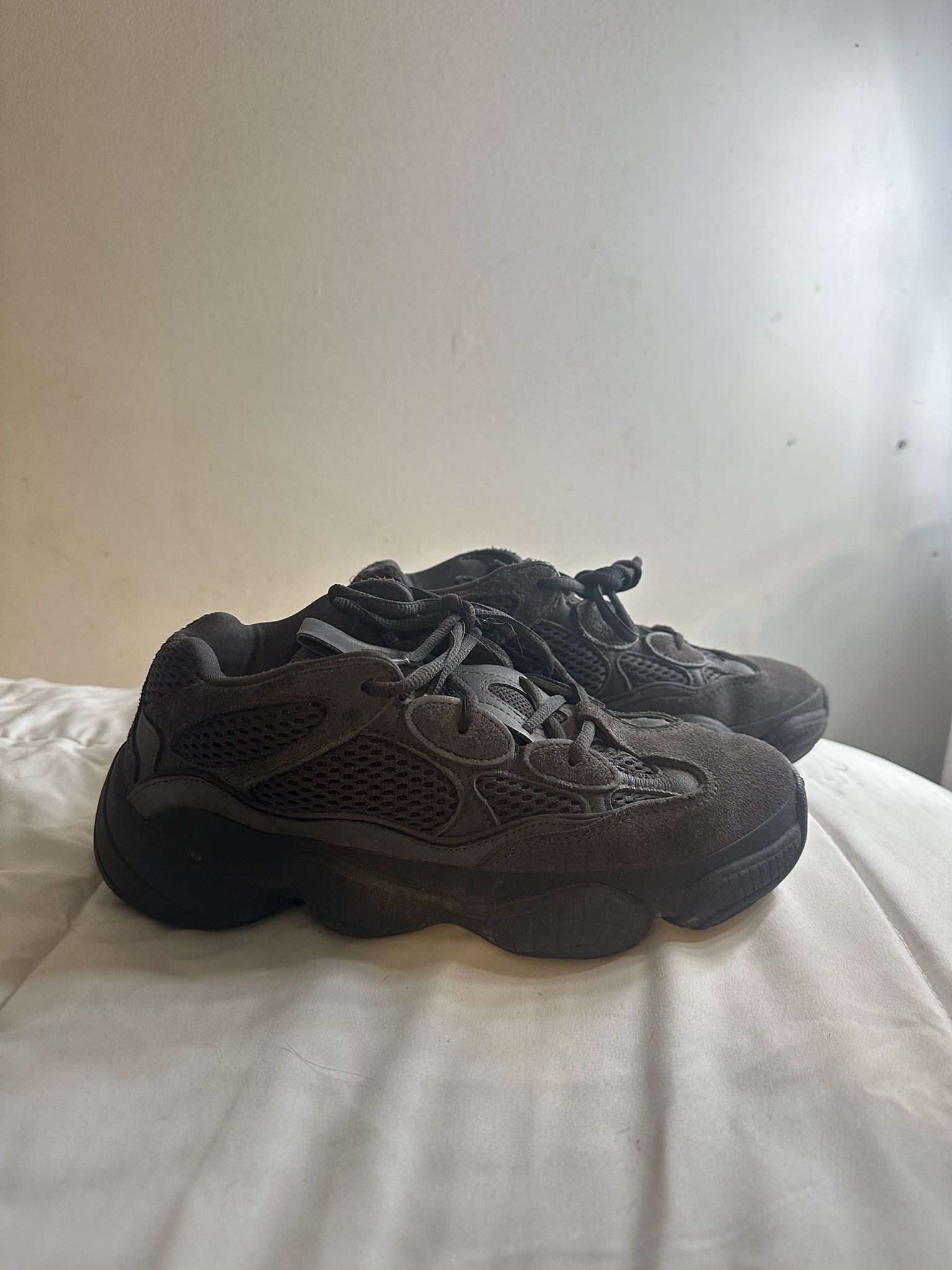 Yeezy 500 Size men used