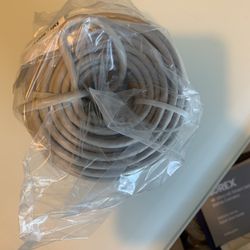 Cat5e Ethernet Cable 100 Feet Brand New