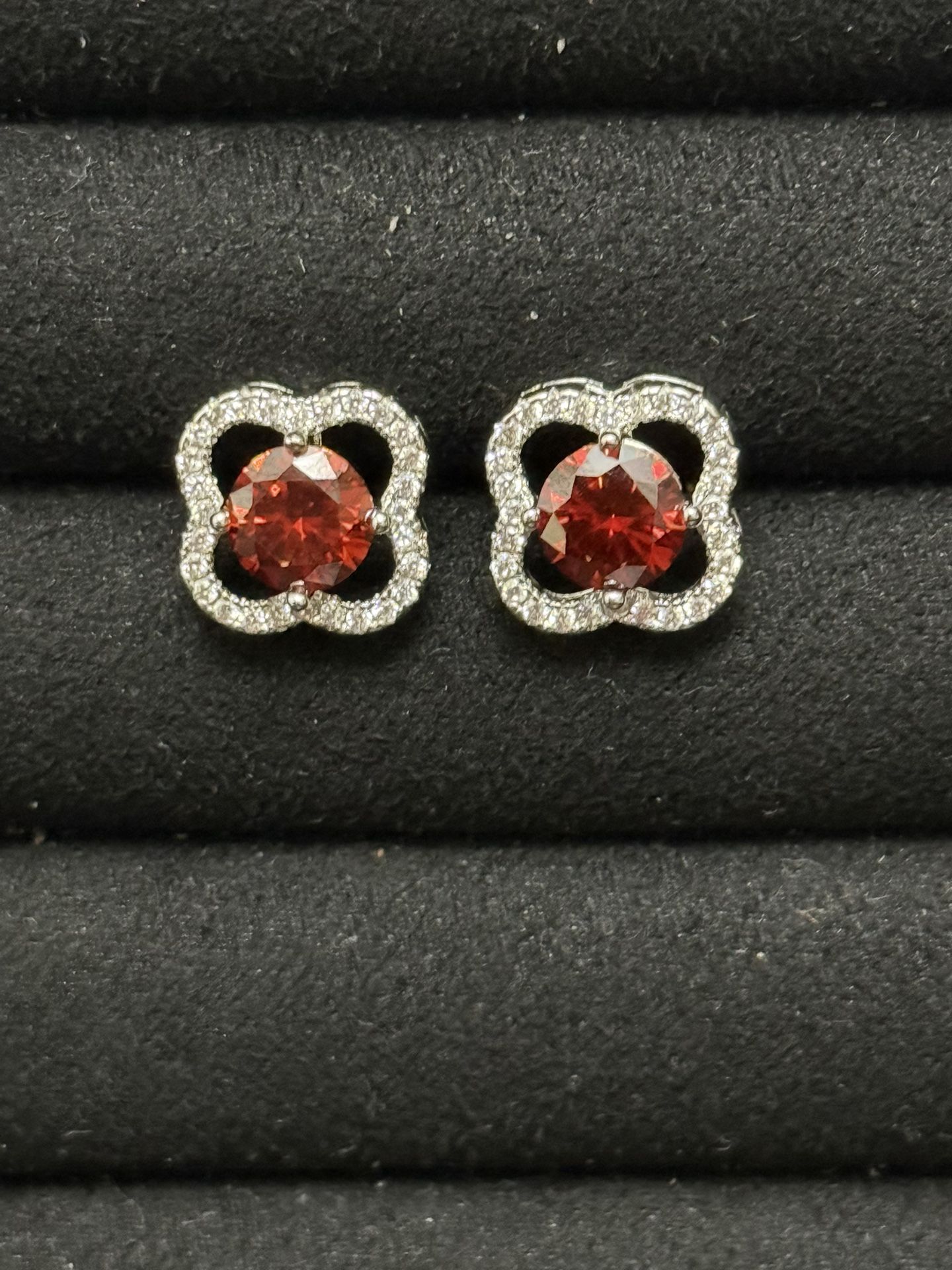 Brand New Women’s Earrings