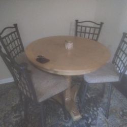Craftsman Trileg Round Wood Table + 4 Chairs