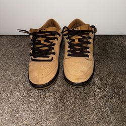 Nike SB Dunk Low "wheat" Size 12