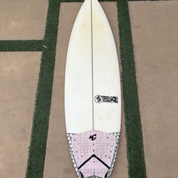 Pesce short board surfboard 5’8”