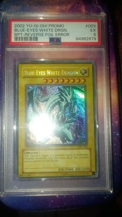 Blue eyes white dragon