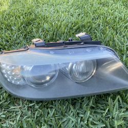 2009 2010 2011 BMW E90 3-Series 328i 335i Right Passenger RH Xenon HID Headlight