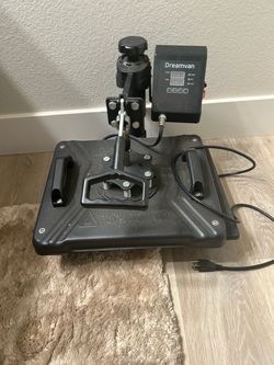T-shirt press machine