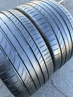 Selling Pair Of Continental 285/35/20