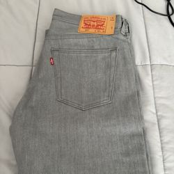 Levi 501’s Grey