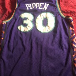 Scottie Pippen Jersey